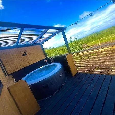 Fiadh Rua - With Private Outdoor Hottub Pet Friendly *