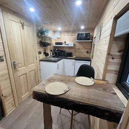 Apartman Fiadh Rua - With Private Outdoor Hottub Pet Friendly Kinlough